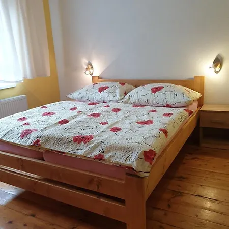 Anna Červený Kláštor